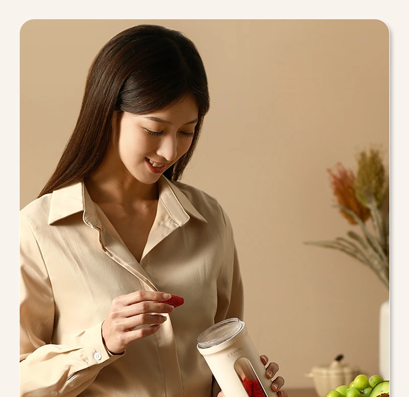 Z30 USB Electric Portable Fruit Blender 350ML Charging Small Quality Home Mini Multi functional Fruit and Vegetable Juice Cup
