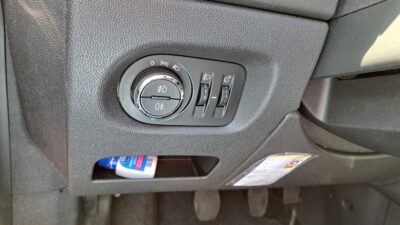 Opel-Corsa-2012-1.4 L-74 kW-101pk-219000km-Nav-Airco-5 deurs-Cruise Control - Image 16