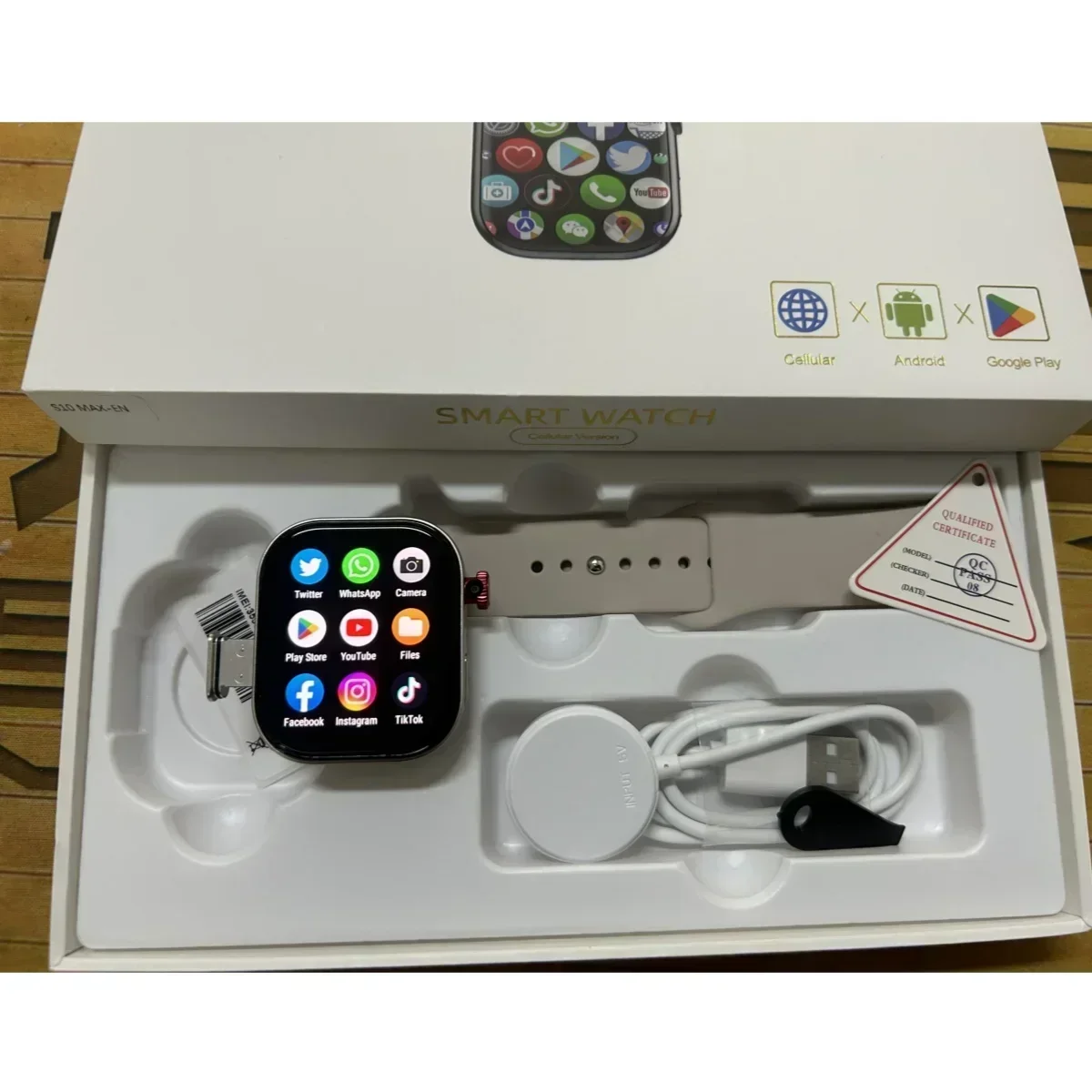 VP99 Smartwatch 4G LTE Android 2.29-inch Amoled screen smartwatch with 180° rotating camera Global Talk GPS WIFI Sim card slot