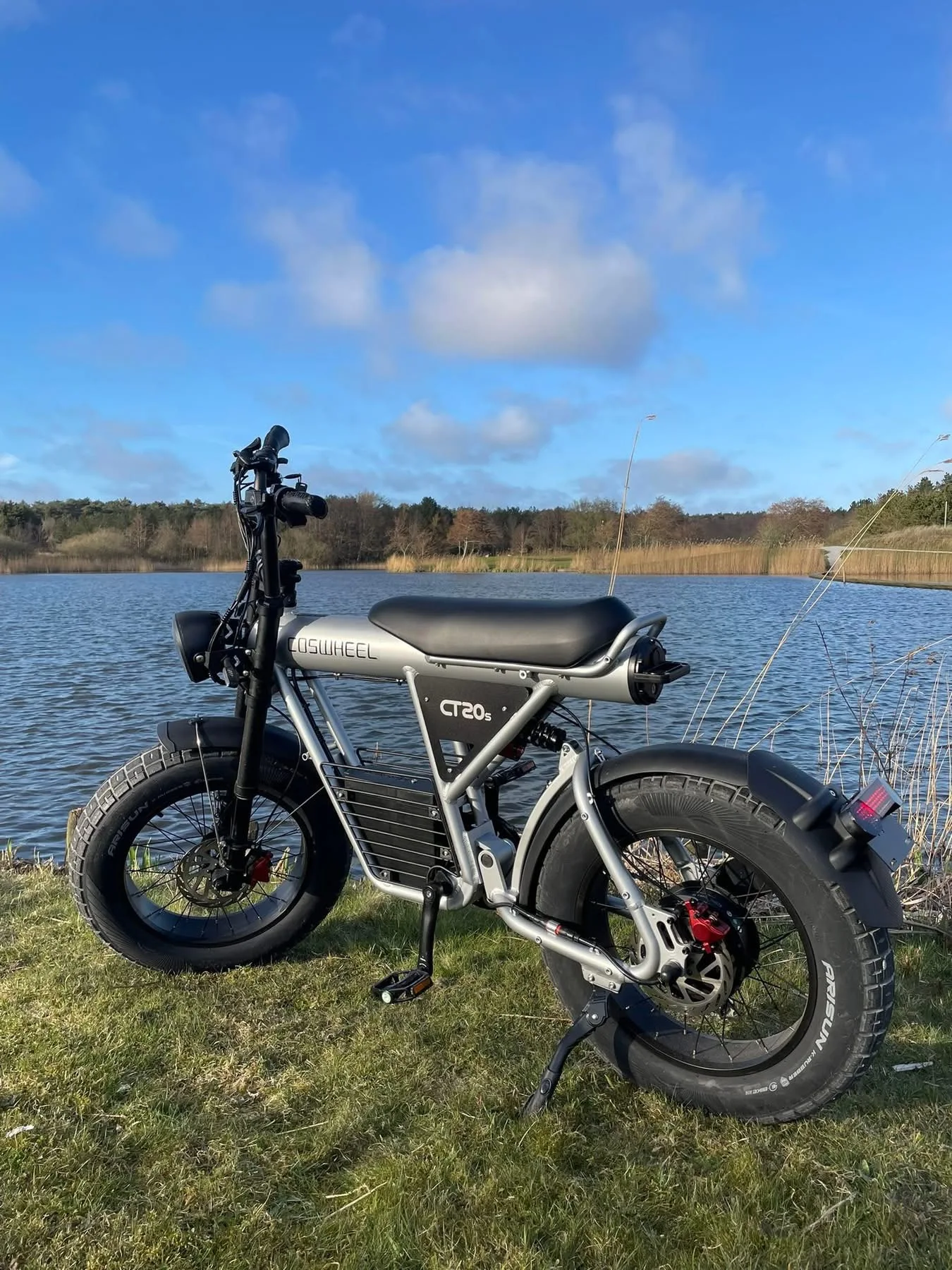 Coswheel Electric Bike CT20S 2000W Motorcyle Drit bike Ebike 20 Inch Fat Tire Bicycle 60V 27.5AH Bikes Adult Electric Bicycle Coswheel Electric Bike CT20S 2000W Motorcyle Drit bike Ebike 20 Inch Fat Tire Bicycle 60V 27.5AH Bikes Adult Electric Bicycle