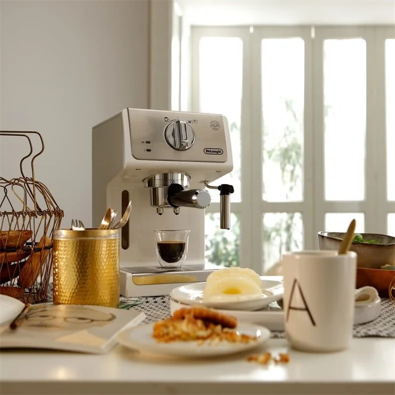 Delonghi Coffee Maker Household Espresso Machine 15BAR American Coffee Milk Foam Semi-automatic Pumping Coffee Machine 220V Delonghi Coffee Maker Household Espresso Machine 15BAR American Coffee Milk Foam Semi-automatic Pumping Coffee Machine 220V