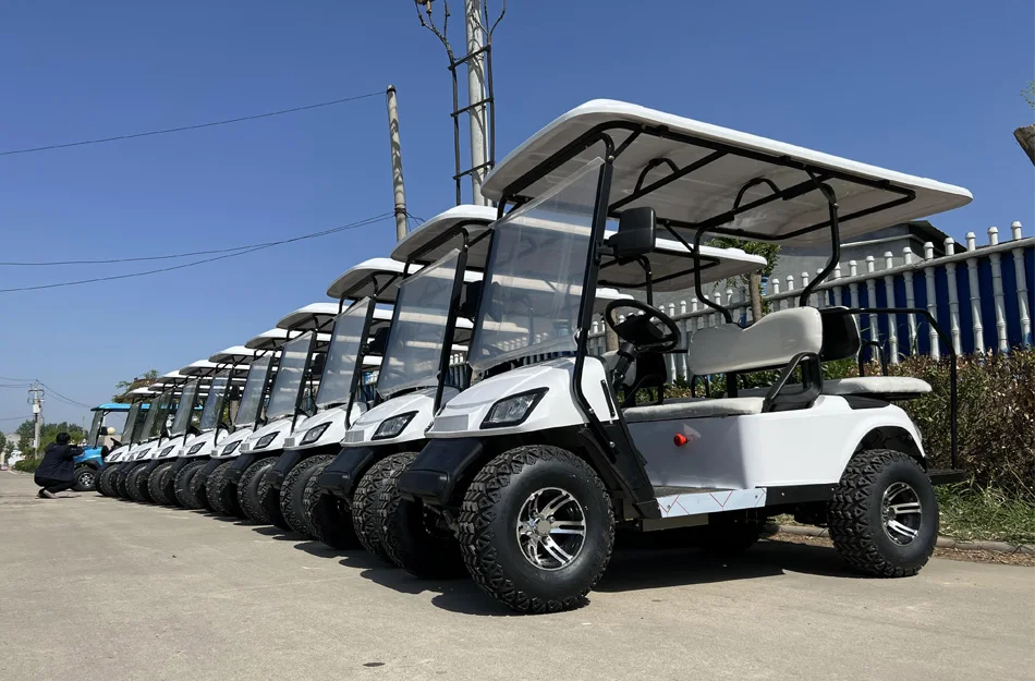 Luxurious Classic Scenic Mini Tourist Car 4-Seater Electric Golf Cart 72V Electric Shuttle Bus-Sightseeing Car