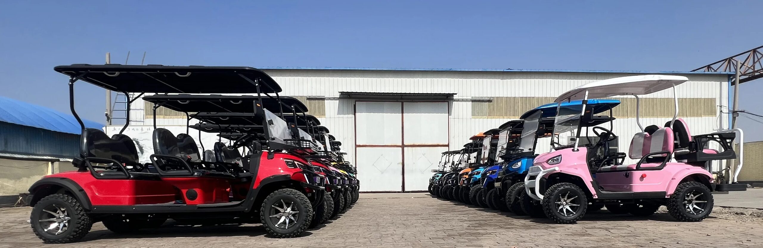 Luxurious Classic Scenic Mini Tourist Car 4-Seater Electric Golf Cart 72V Electric Shuttle Bus-Sightseeing Car