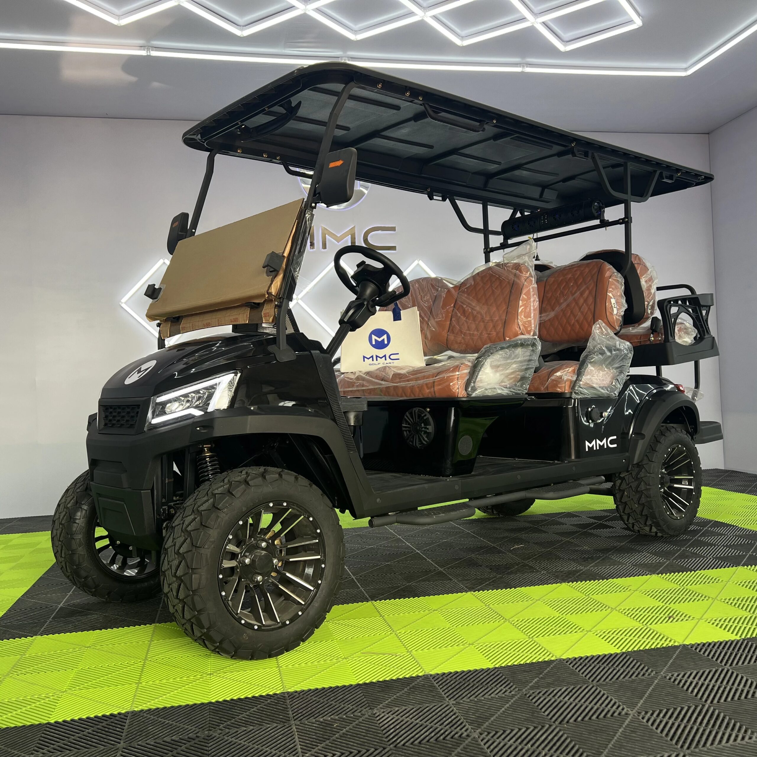 High Quality 4000W 48V Long Range Electric Golf Cart 14 Inch Tire Family 4 Wheel Electric Buggy Golf Cart