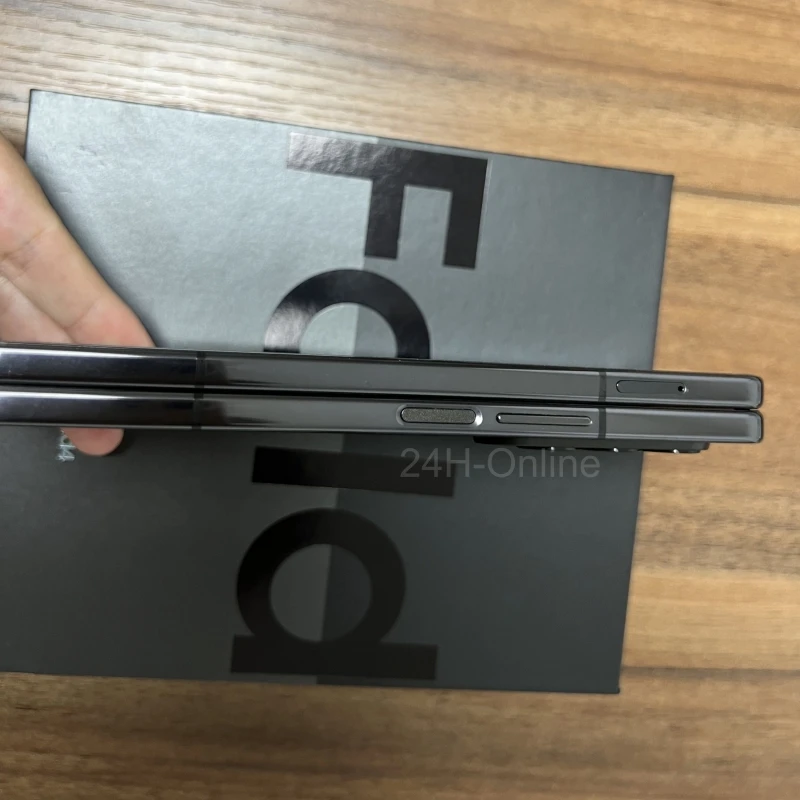 Samsung Galaxy Z Fold 4 Fold4 5G F936N F936U1 7.6