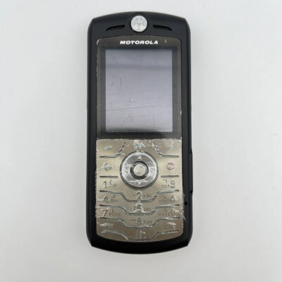 Original Motorola SLVR L7 Unlocked Refurbished Mobile Phone GSM 850 / 900 / 1800 / 1900 Good Quality With 1 Year Warranty - Image 2