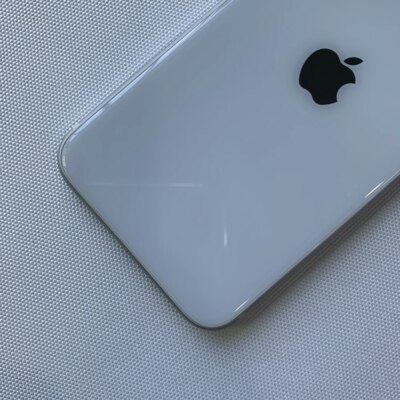 Original Apple iPhone SE 2020 SE2 4G LTE Mobile Phone NFC 64GB/128GB/256GB ROM True Tone 4.7'' 12MP+7MP A13 Hexa Core Smartphone - Image 3