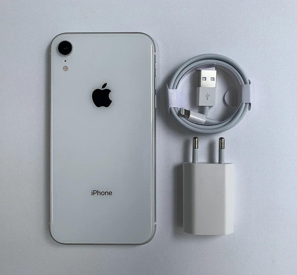 Original Unlocked Apple iPhone XR 4G Mobile Face ID 3GB RAM 64GB/128GB/256GB ROM NFC 6.1