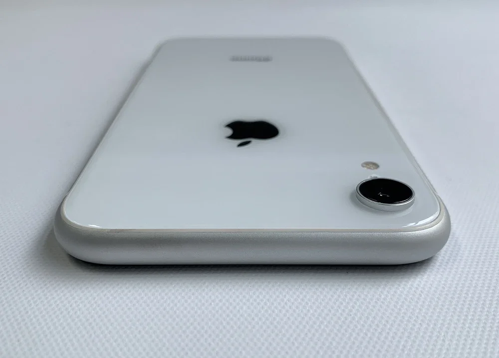 Original Unlocked Apple iPhone XR 4G Mobile Face ID 3GB RAM 64GB/128GB/256GB ROM NFC 6.1
