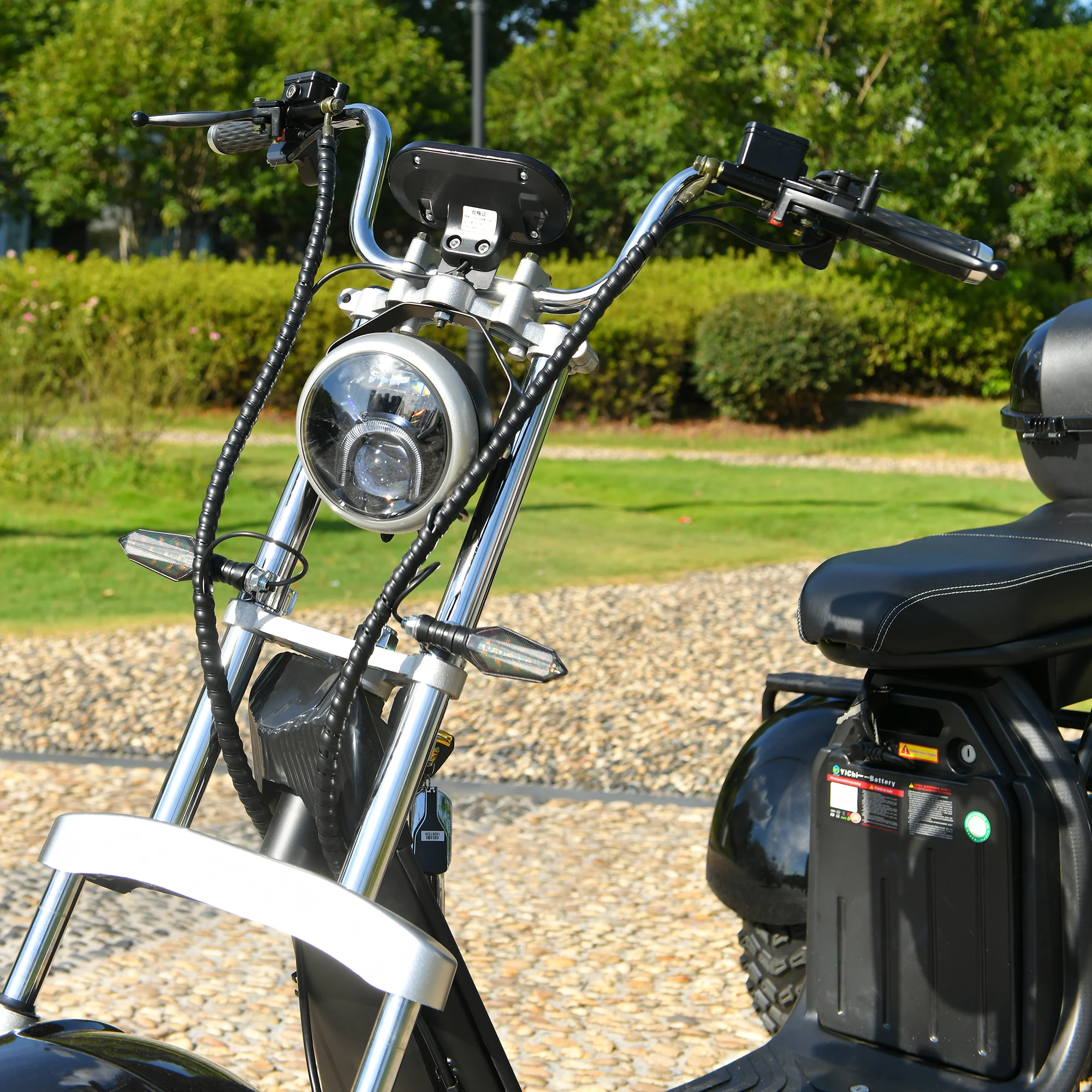 Adults 3 Wheel Electric Scooter 3000W Motor Max Speed 40KM/H Max Load 200KG 18 Inch Off Road Fat Tire Electric Motorcycle