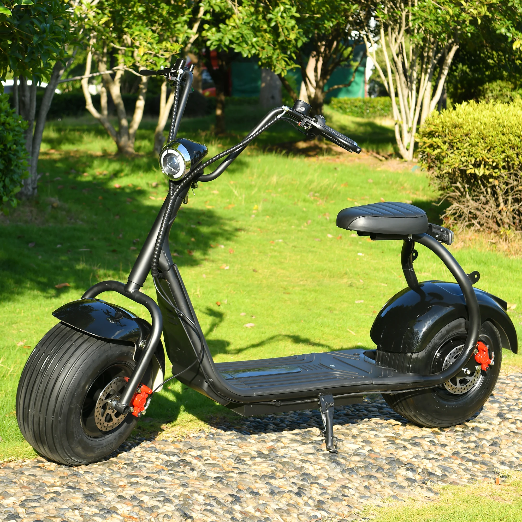 Mini Black Fat Tyre Electric Citycoco Scooter 60V12AH Motorbike E scooter 2000W Commuter electric scooter