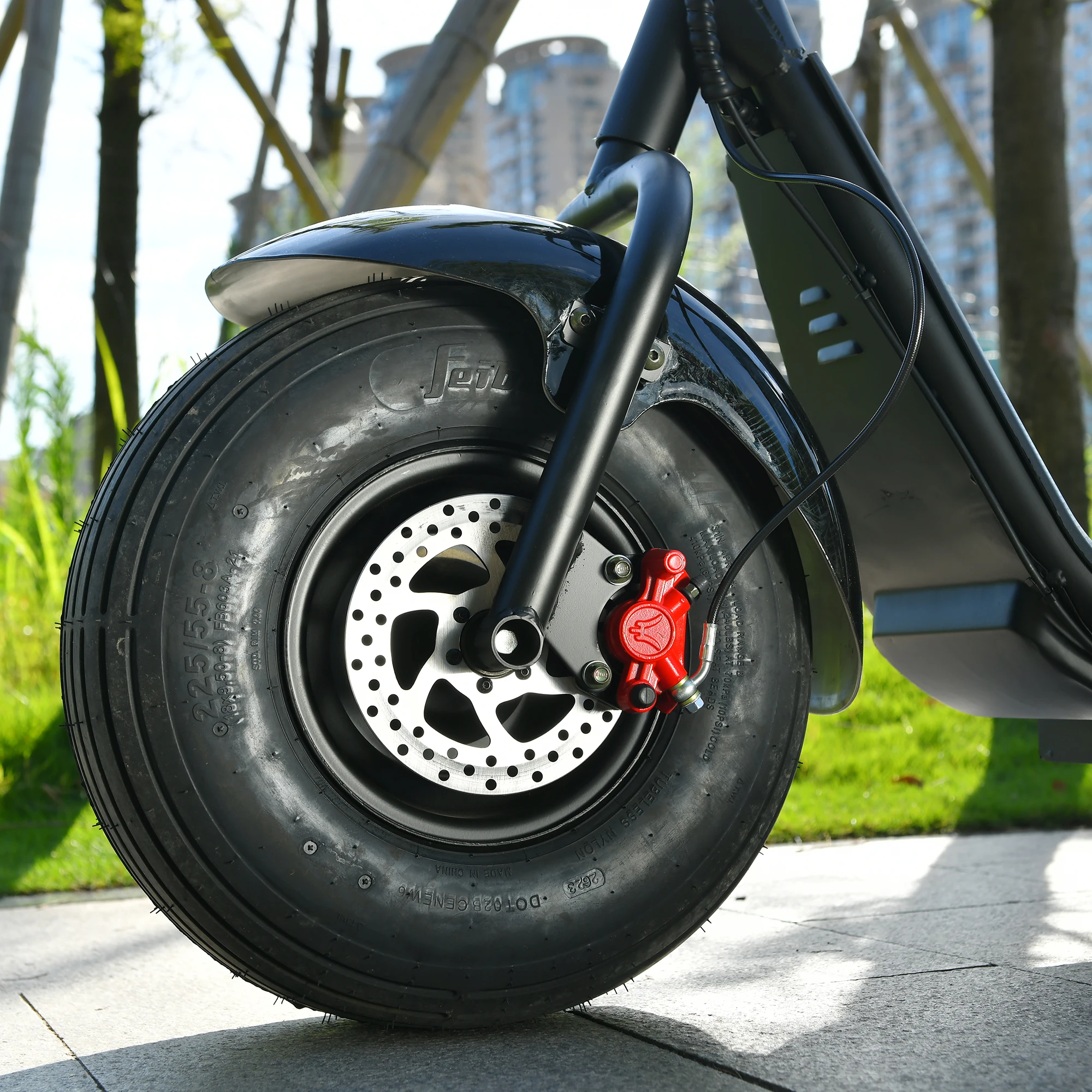 Mini Black Fat Tyre Electric Citycoco Scooter 60V12AH Motorbike E scooter 2000W Commuter electric scooter