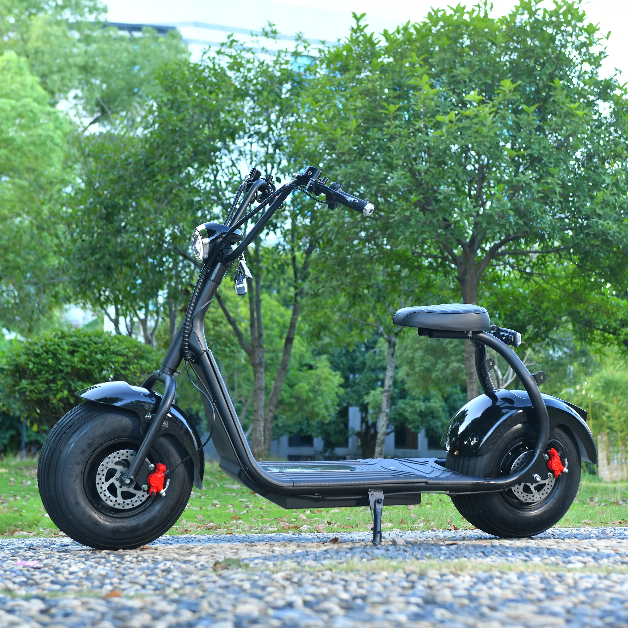 Mini Black Fat Tyre Electric Citycoco Scooter 60V12AH Motorbike E scooter 2000W Commuter electric scooter