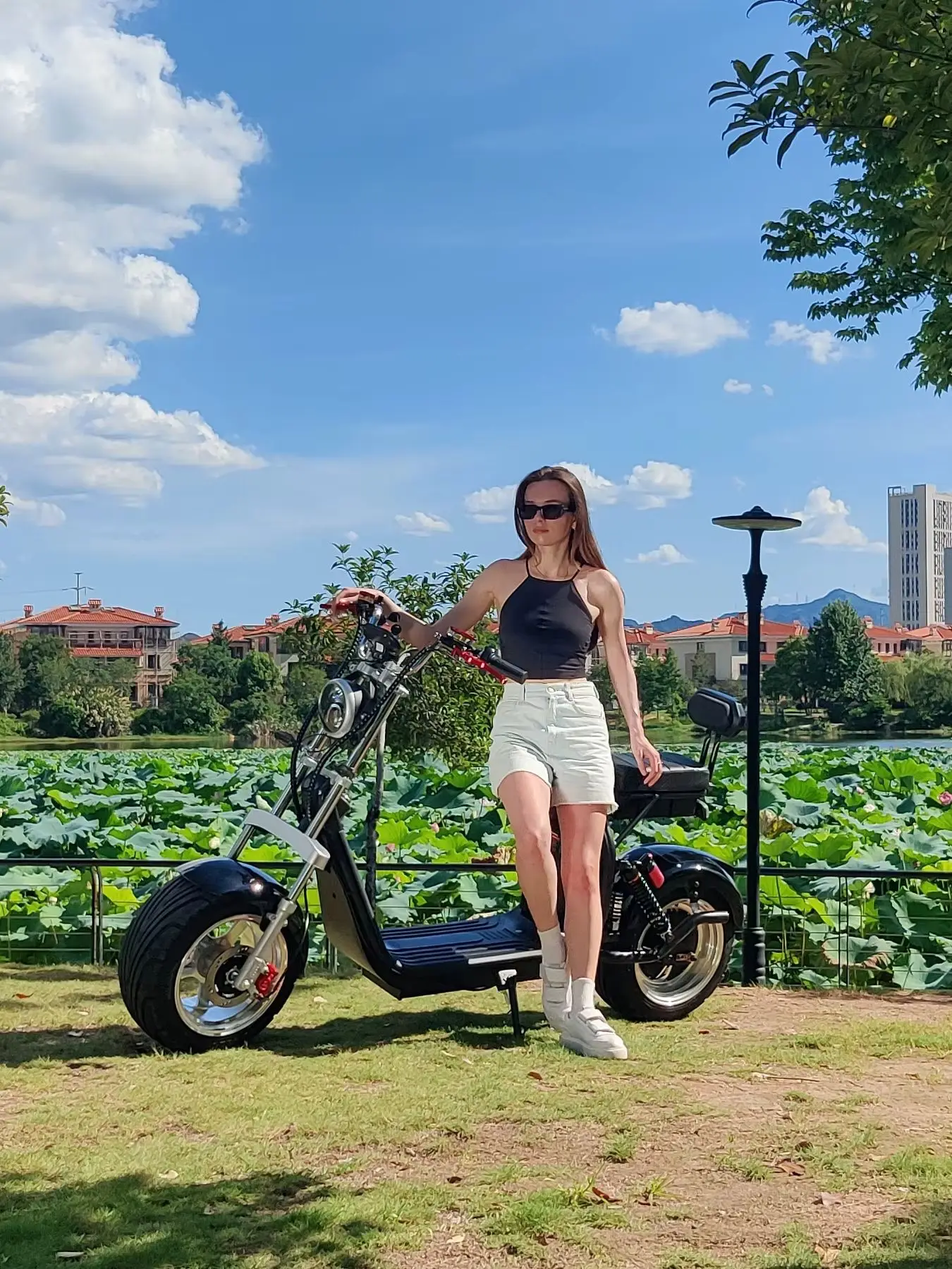 Motorcycles 4000W High Speed  70Km/h  Scooters Factory Fat Tire Electric Scooter Adult