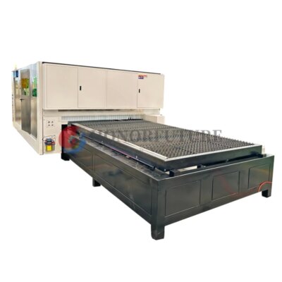 High Power 3015 Enclosed Fiber Laser Cutting Machine with Protection Cover 3kw 6kw for Metal Sheets - Image 4