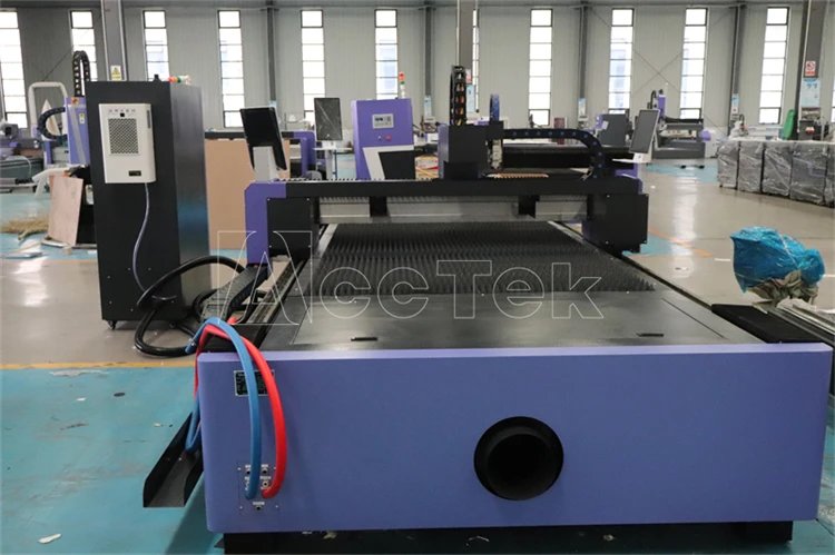 High Accuracy 1.5kw 2kw 3kw 4kw 6kw 12kw 20kw Fiber Laser Cutting Machine 1530 Boci Laser Head Cypcut Control System Supports