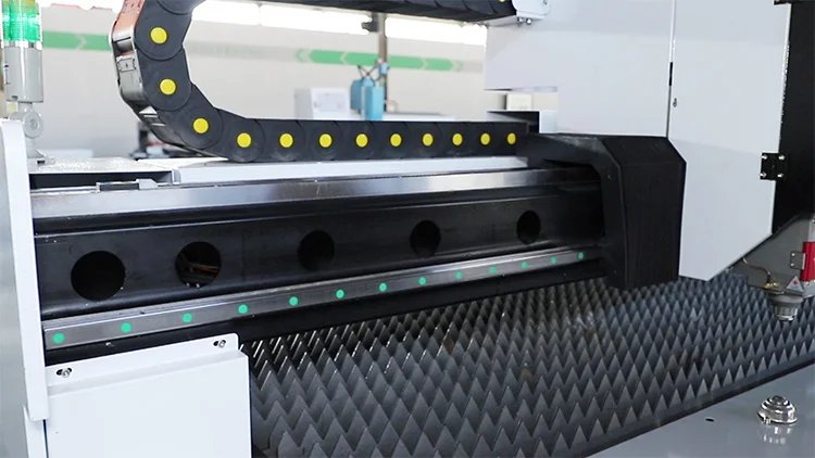 Dedicated Customer Support Cnc Laser Cutting Machine Sheet Metal Aluminum Stainless Steel Gaskets Fiber Laser Cutting Machine