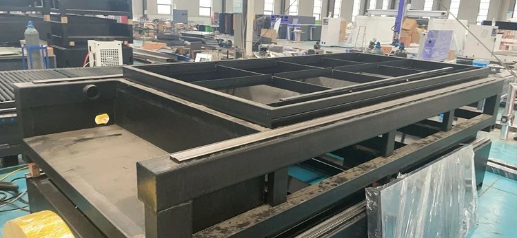 Industrial 3000W 2kw 6kw CNC Mild Carbon Stainless Steel Iron Aluminum Copper Sheet Metal Automatic 3015 Fiber Laser Cutter