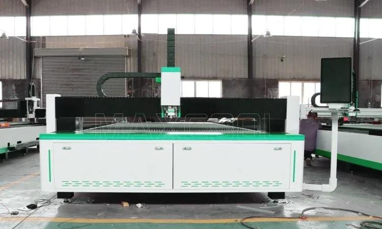 Professional Metal Cutting Machine 1500W 2000W 3000W 6000W 12000w Option Fiber Laser Cutting Machine for Sheet Metal