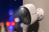 Security Cameras Wireless Outdoor, 2K 3MP Battery Powered WiFi Security Camera with Spotlight Siren, 2-Way Audio, Waterproof